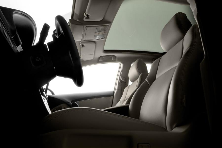  Toyota Avensis Sedan 2008 года  (фото 7 из 57)